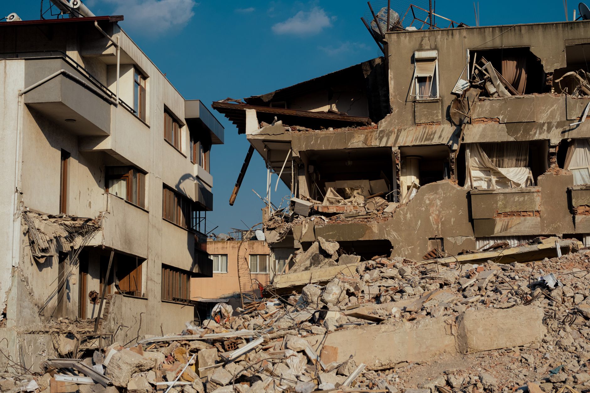 demolished buildings after calamity